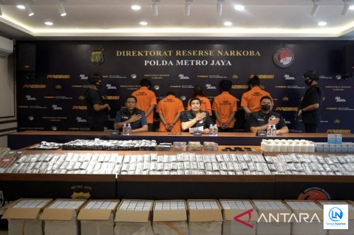 Polda Metro Jaya Bongkar Sindikat Obat Keras Ilegal di Kebon Kacang, Amankan 575.200 Butir dan 5 Tersangka