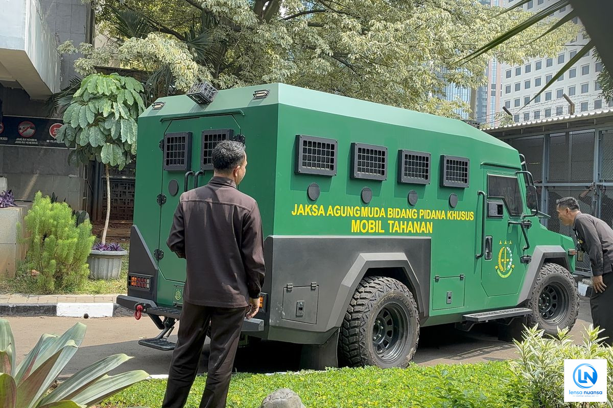 Mobil Tahanan Kejagung Datangi Rutan KPK, Febrie Adriansyah Dijadwalkan Diperiksa sebagai Tersangka TPPU