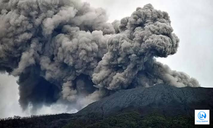 Tiga Gunung Api Erupsi Beruntun pada Selasa Malam, Ibu Waspada dan Lewotobi Laki-laki-Semeru Siaga