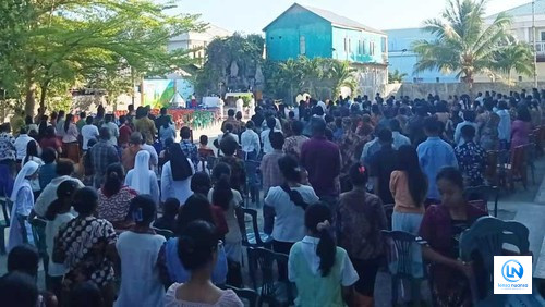 Sejumlah Gereja di Flores Gelar Misa Minggu di Luar Ruangan Antisipasi Gempa Susulan