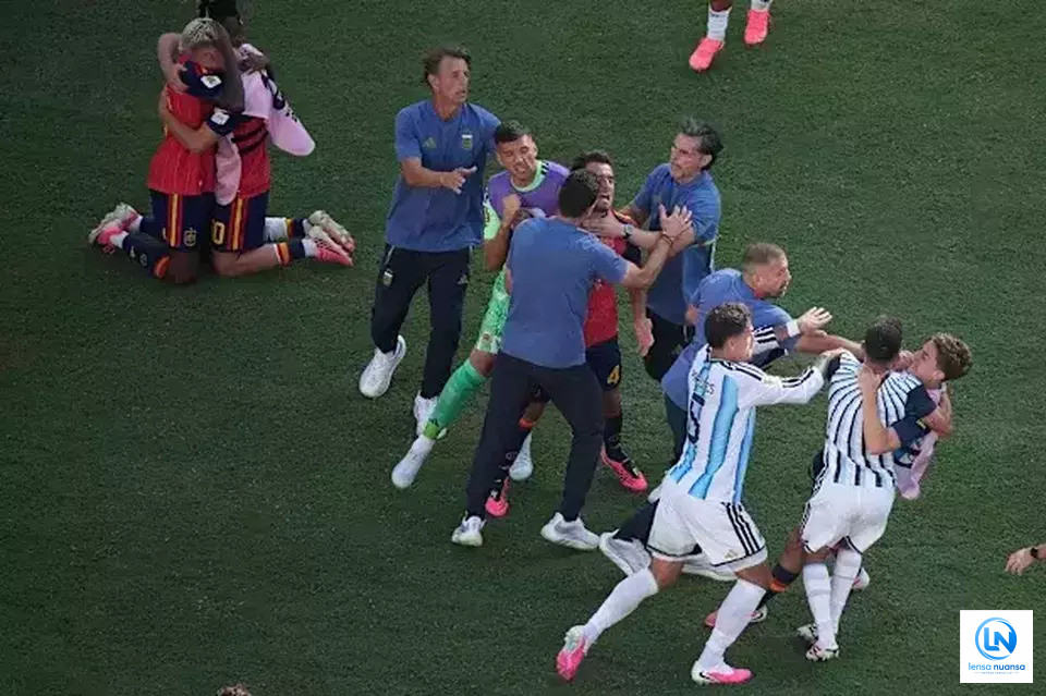 FIFA Jatuhkan Sanksi Berat, Leandro Paredes Dilarang Tampil 10 Laga Usai Kericuhan Final Piala Dunia 2026