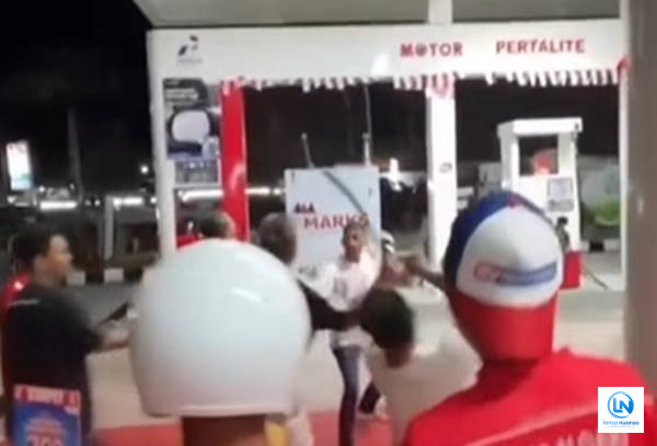 Antrean Pertalite Berujung Duel Parang di SPBU Wajo, Petugas dan Pengendara Terlibat Keributan