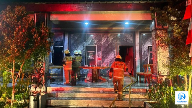 Posko DPP GRIB Jaya di Jakarta Barat Terbakar Dini Hari, 8 Armada dan 40 Personel Dikerahkan