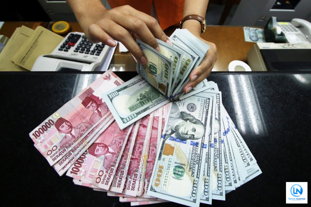 Rupiah Kian Tertekan, Sentuh Rp17.772 per Dolar AS di Tengah Gejolak Global