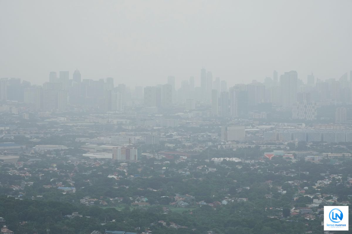 Kabut Asap Karhutla Kalimantan Capai Filipina, Sekolah di Sejumlah Wilayah Diliburkan