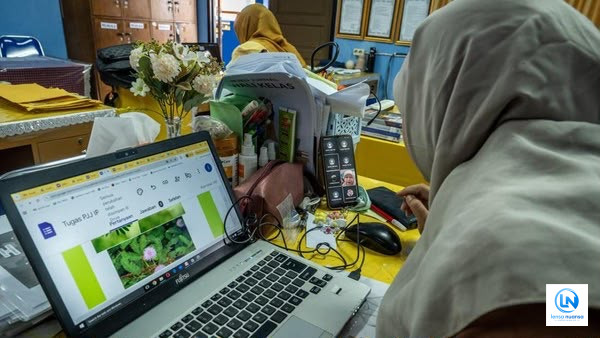 Pemprov DKI Terapkan PJJ untuk Seluruh Sekolah Mulai 7 September Imbas Abu Vulkanik Anak Krakatau
